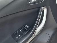 Personenauto, opel, astra - afbeelding 3 van  32