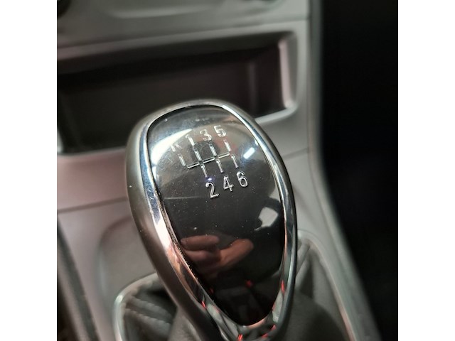 Personenauto, opel, astra - afbeelding 15 van  32