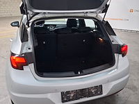 Personenauto, opel, astra - afbeelding 18 van  32