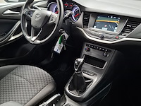 Personenauto, opel, astra - afbeelding 22 van  32