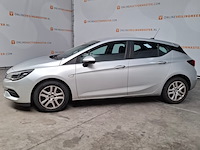 Personenauto, opel, astra - afbeelding 28 van  32