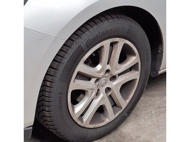 Personenauto, opel, astra - afbeelding 29 van  32