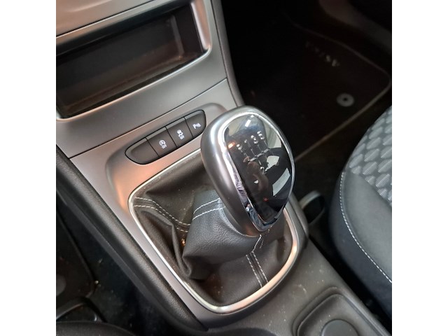 Personenauto, opel, astra - afbeelding 30 van  60