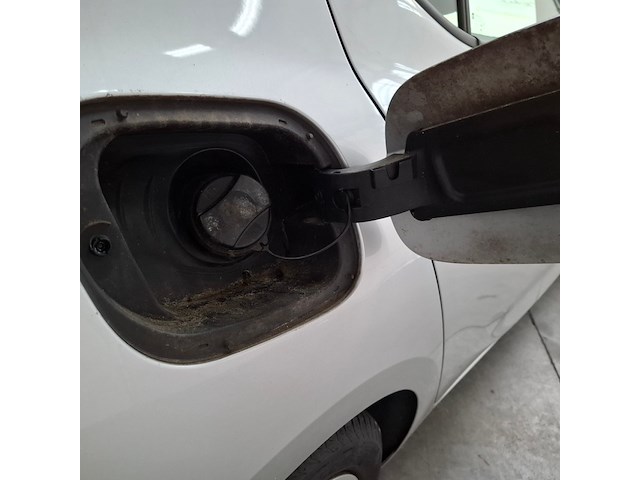 Personenauto, opel, astra - afbeelding 42 van  60