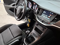Personenauto, opel, astra - afbeelding 46 van  63