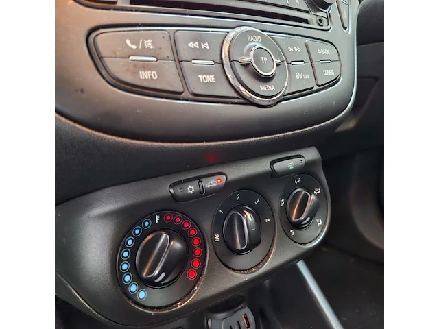 Personenauto, opel, corsa, 1.0 turbo edition, 2016 - afbeelding 38 van  71