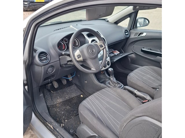 Personenauto, opel, corsa, 1.2-16v business, 2006 - afbeelding 17 van  24