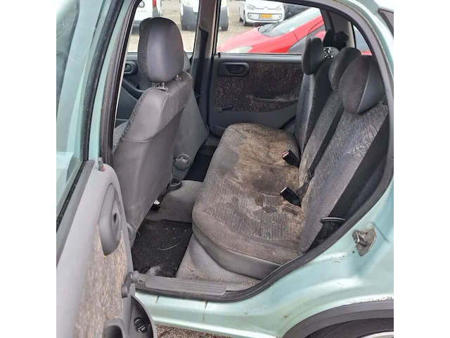 Personenauto, opel, corsa, 1.2-16v comfort, 2001 - afbeelding 2 van  19