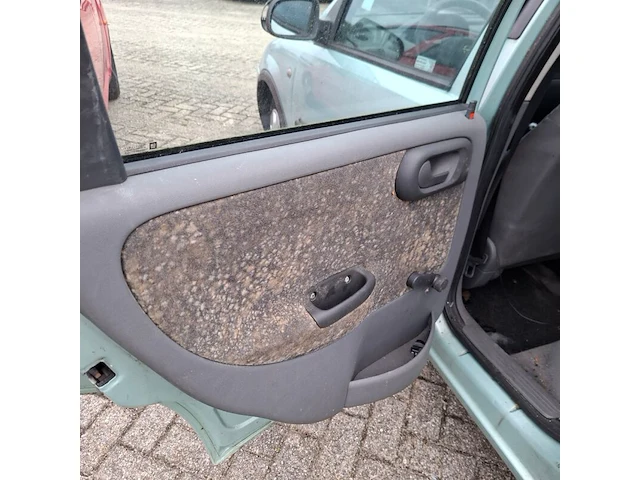 Personenauto, opel, corsa, 1.2-16v comfort, 2001 - afbeelding 3 van  19