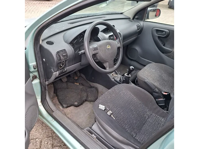 Personenauto, opel, corsa, 1.2-16v comfort, 2001 - afbeelding 19 van  19