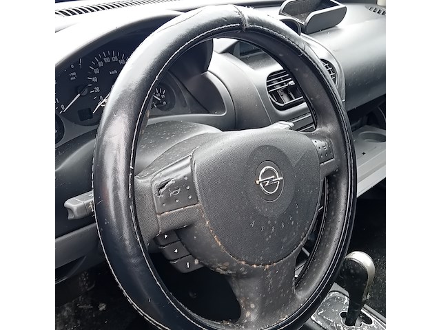 Personenauto, opel, corsa, 1.2-16v comfort easytronic, 2001 - afbeelding 4 van  14