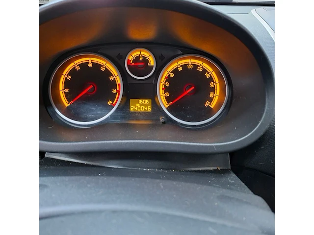Personenauto, opel, corsa, 1.2-16v edition, 2010 - afbeelding 24 van  44