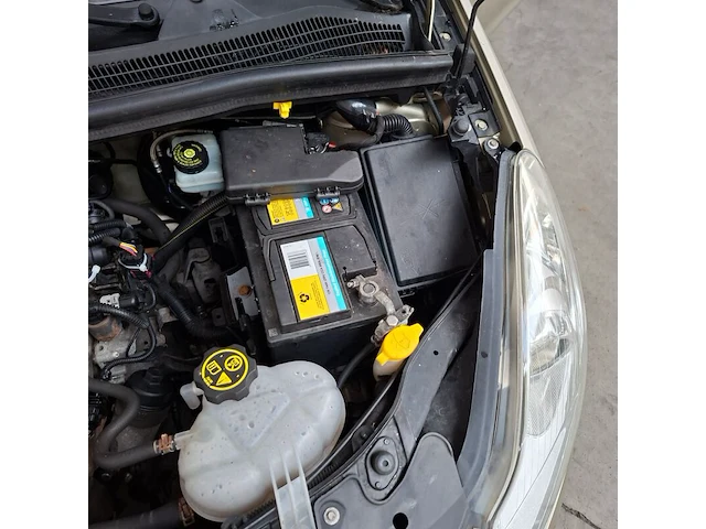 Personenauto, opel, corsa, 1.2-16v edition, 2010 - afbeelding 35 van  44