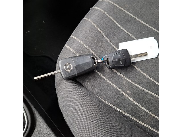 Personenauto, opel, corsa, 1.2-16v enjoy, 2008 - afbeelding 24 van  52