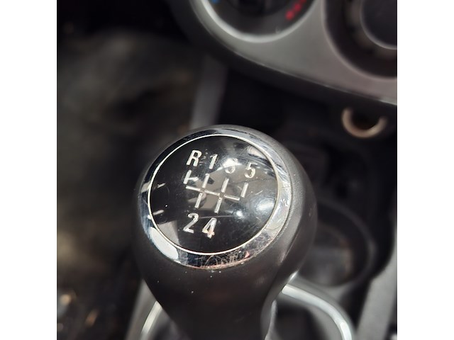 Personenauto, opel, corsa, 1.2-16v selection, 2011 - afbeelding 8 van  26