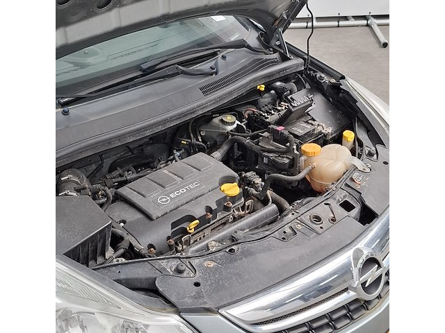 Personenauto, opel, corsa, 1.2-16v selection, 2011 - afbeelding 15 van  26