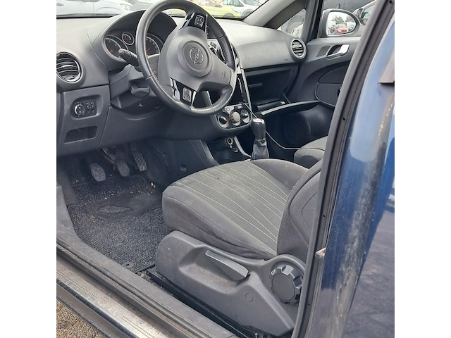 Personenauto, opel, corsa, 1.3 cdti ecoflex s/s '111' edition, 2010 - afbeelding 7 van  10