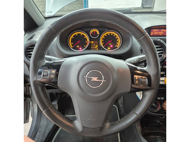 Personenauto, opel, corsa, 1.3 cdti ecoflex s/s '111' edition, 2010 - afbeelding 14 van  43