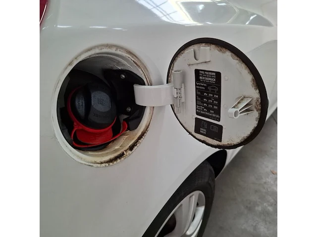 Personenauto, opel, corsa, 1.3 cdti ecoflex s/s cosmo, 2011 - afbeelding 64 van  79