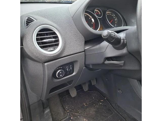 Personenauto, opel, corsa, 1.3 cdti ecoflex s/s cosmo, 2011 - afbeelding 4 van  18