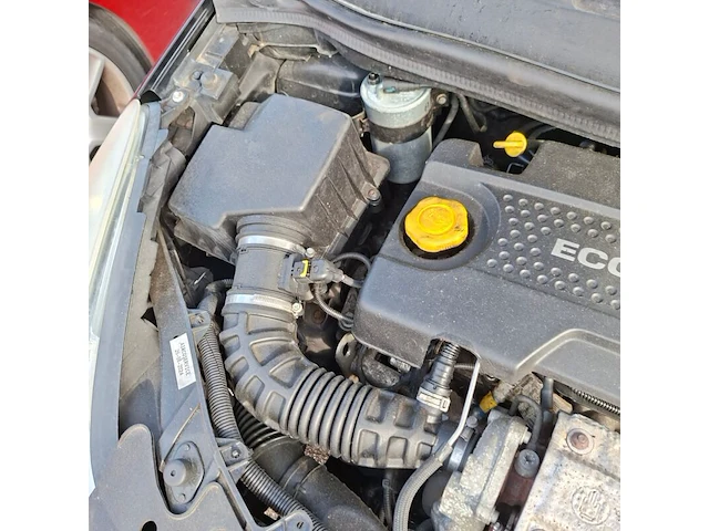 Personenauto, opel, corsa, 1.3 cdti ecoflex s/s cosmo, 2011 - afbeelding 18 van  18