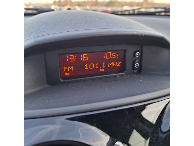 Personenauto opel, corsa 1.3 cdti, grijs, bouwjaar 2011 - afbeelding 25 van  47