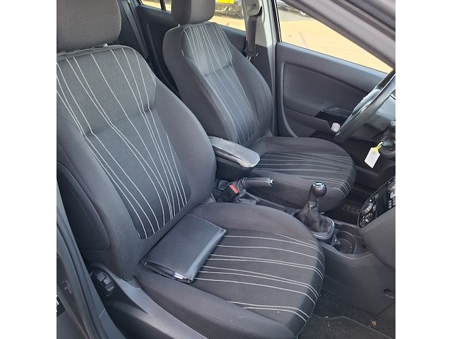 Personenauto opel, corsa 1.3 cdti, grijs, bouwjaar 2011 - afbeelding 39 van  47