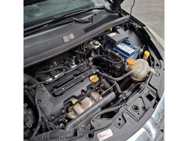 Personenauto, opel, corsa, 1.4-16v, 2010 - afbeelding 32 van  40