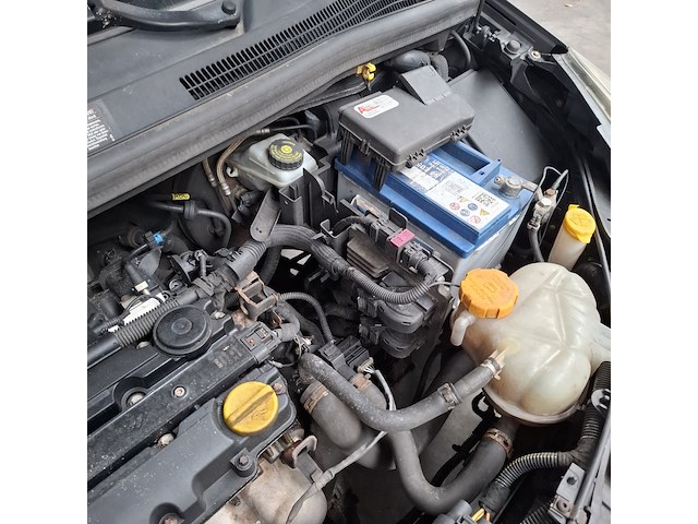 Personenauto, opel, corsa, 1.4-16v, 2010 - afbeelding 33 van  40