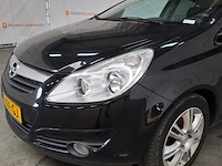 Personenauto, opel, corsa, 1.4-16v cosmo, 2007 - afbeelding 8 van  75