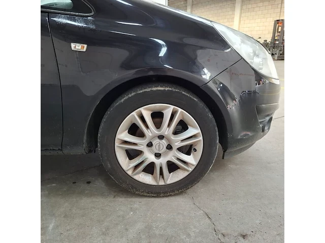 Personenauto, opel, corsa, 1.4-16v cosmo, 2007 - afbeelding 13 van  75