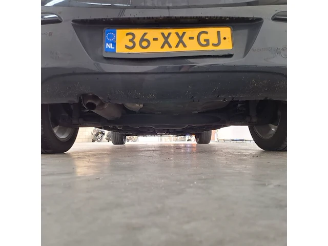 Personenauto, opel, corsa, 1.4-16v cosmo, 2007 - afbeelding 16 van  75