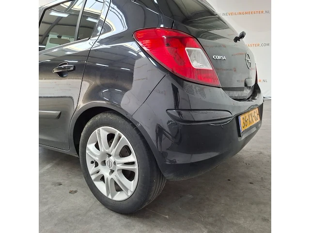 Personenauto, opel, corsa, 1.4-16v cosmo, 2007 - afbeelding 17 van  75
