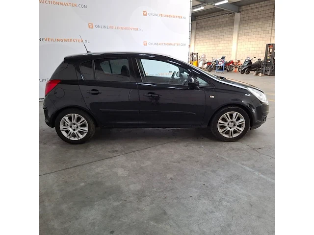 Personenauto, opel, corsa, 1.4-16v cosmo, 2007 - afbeelding 34 van  75