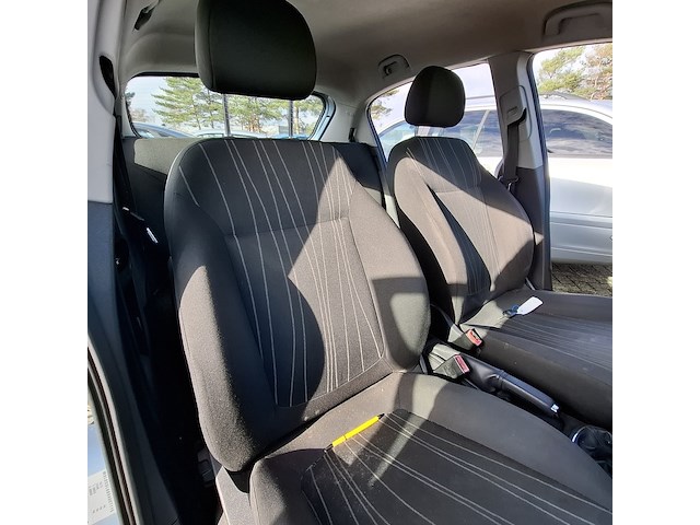 Personenauto, opel, corsa, 1.4-16v cosmo, 2008 - afbeelding 7 van  17