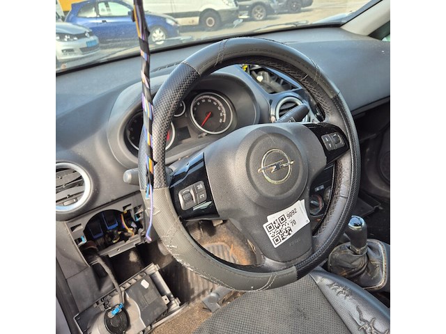 Personenauto, opel, corsa, 1.4-16v cosmo, 2008 - afbeelding 4 van  17