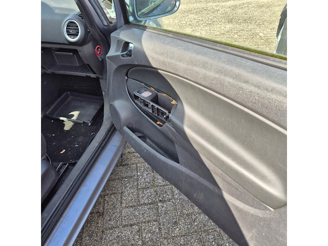 Personenauto, opel, corsa, 1.4-16v cosmo, 2008 - afbeelding 8 van  17