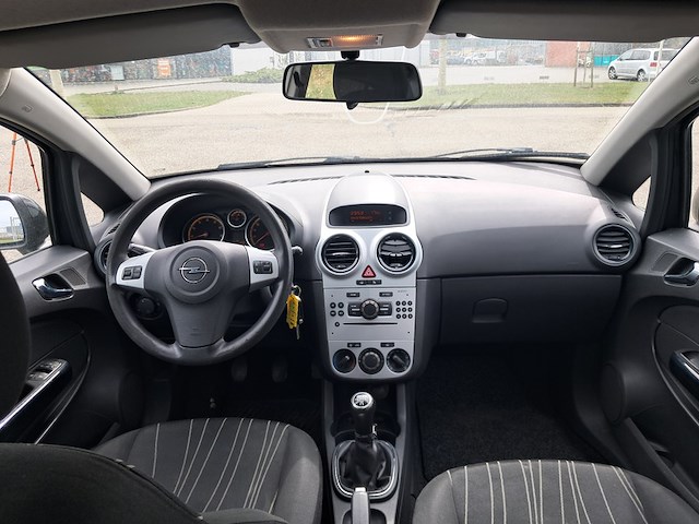 Personenauto, opel, corsa, 1.4-16v enjoy, zwart, 2009 - afbeelding 27 van  40