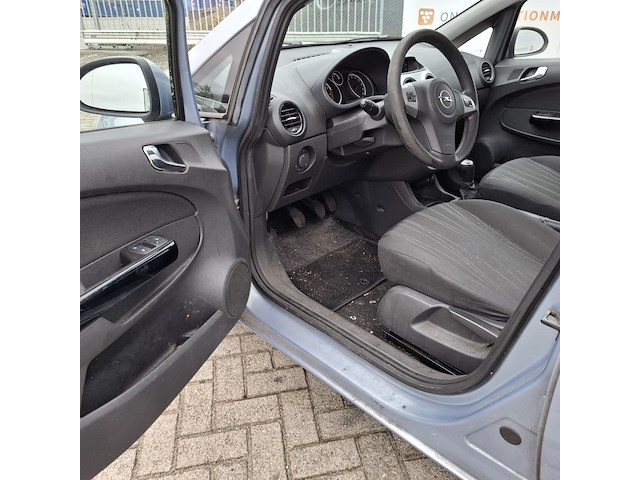 Personenauto opel, corsa 1.4, blauw, bouwjaar 2008 - afbeelding 15 van  39
