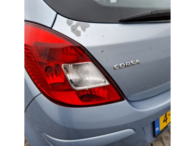Personenauto opel, corsa 1.4, blauw, bouwjaar 2008 - afbeelding 31 van  39