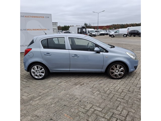 Personenauto opel, corsa 1.4, blauw, bouwjaar 2008 - afbeelding 34 van  39