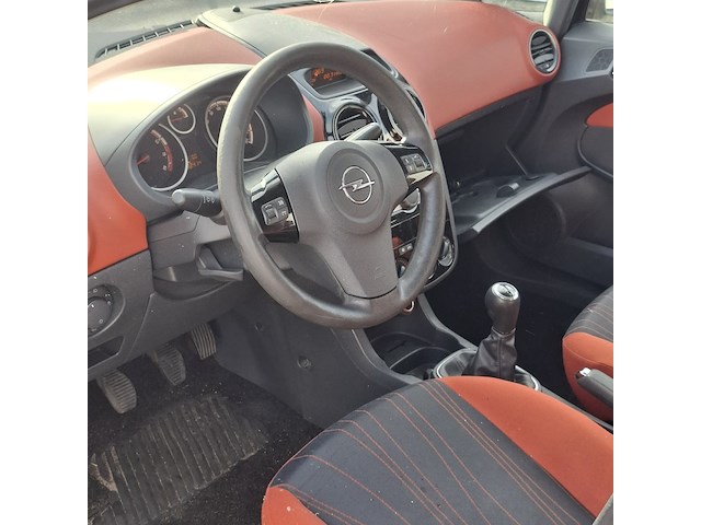 Personenauto opel, corsa 1.4, bouwjaar 2009 - afbeelding 5 van  42