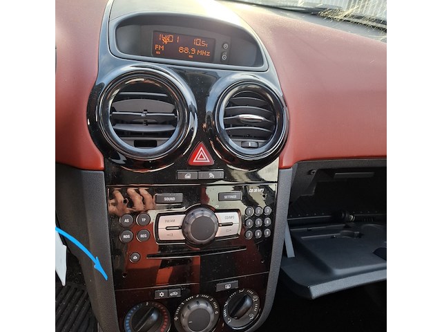 Personenauto opel, corsa 1.4, bouwjaar 2009 - afbeelding 16 van  42