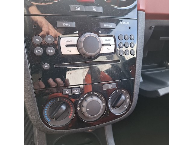 Personenauto opel, corsa 1.4, bouwjaar 2009 - afbeelding 18 van  42