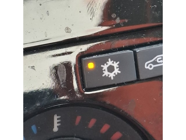 Personenauto opel, corsa 1.4, bouwjaar 2009 - afbeelding 19 van  42