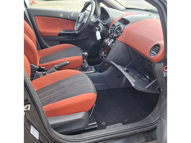 Personenauto opel, corsa 1.4, bouwjaar 2009 - afbeelding 28 van  42