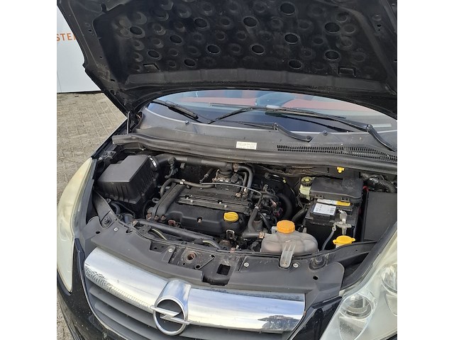 Personenauto opel, corsa 1.4, bouwjaar 2009 - afbeelding 31 van  42