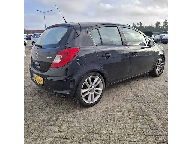 Personenauto opel, corsa 1.4, bouwjaar 2009 - afbeelding 38 van  42