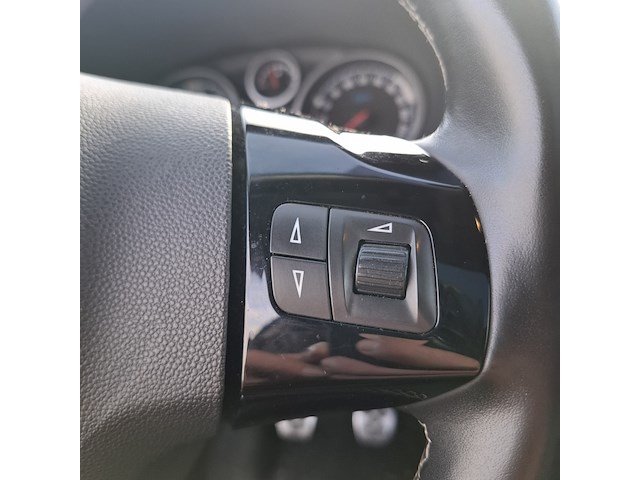 Personenauto opel, corsa 1.6-16v turbo opc, bouwjaar 2013 - afbeelding 16 van  42