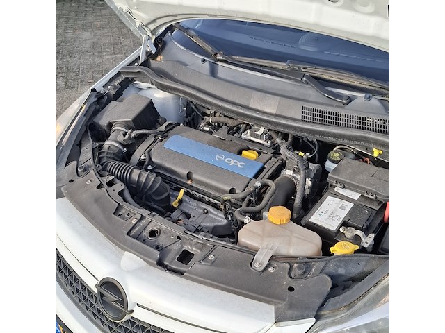 Personenauto opel, corsa 1.6-16v turbo opc, bouwjaar 2013 - afbeelding 32 van  42